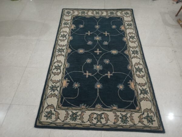Hand Tufted Rugs (New Zealand Wool)  5*8 in Size