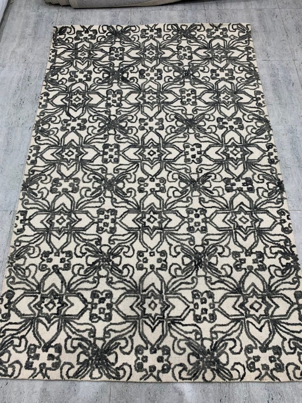 Hand Tufted Rugs (Blended Wool)
