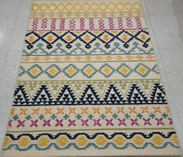 Hand Tufted Rugs (Blended Wool) 5*7 in Size