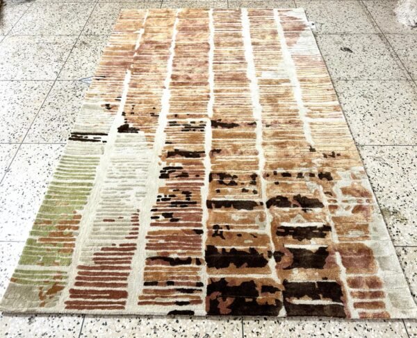 IMG-20240907-WA0011.jpg HAND TUFTED