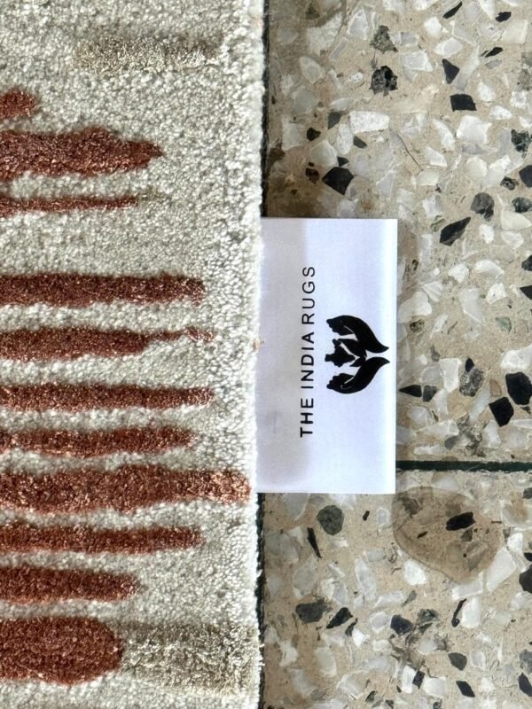 IMG-20240907-WA0020.jpg HAND TUFTED