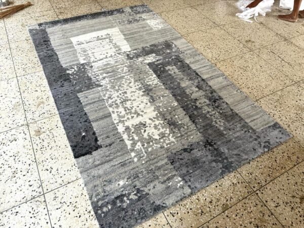 Hand Knotted Carpet
