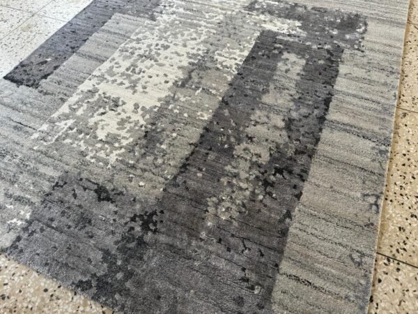 Hand Knotted Carpet
