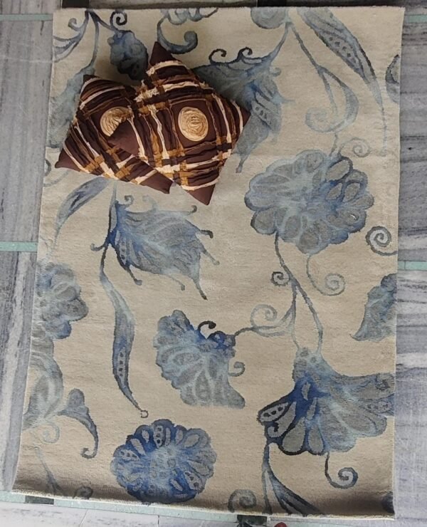 bbbbbbbbb.jpg Hand Tufted Rugs (Blended Wool) 4*6 in Size