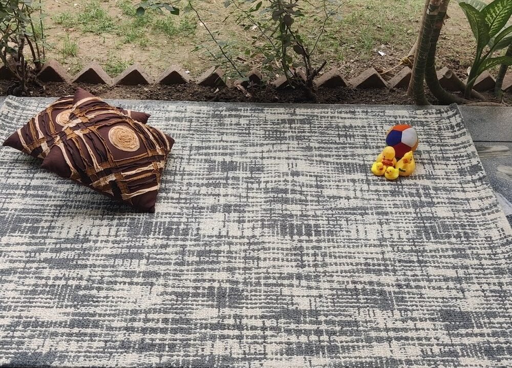 yyyyyyyyyyyyyyyyyy.jpg Hand Tufted Rugs (Blended Wool) 4*6 in Size