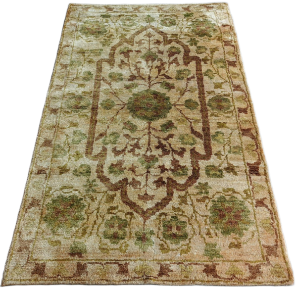Sunehri Bagicha Hand Knotted Jute Rug