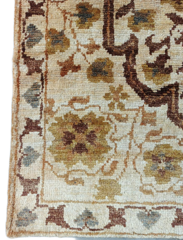 RVC-165_ (3) Padma Zari Hand-Knotted Jute Rug