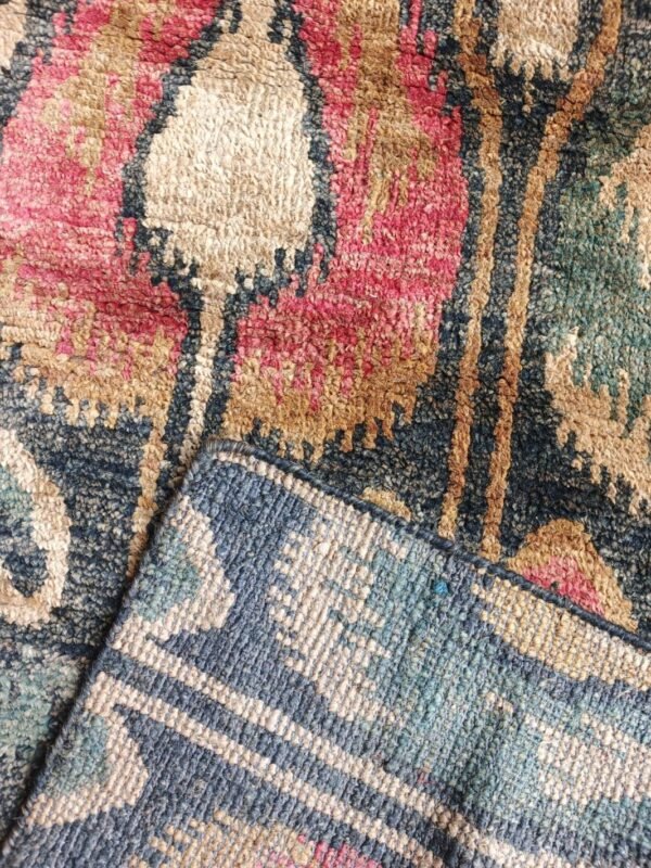 Kamini Ikat Hand-Knotted Jute Rug