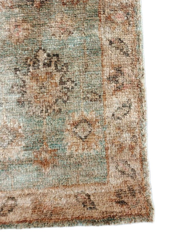 Neerja Pastel Medallion Hand-Knotted Jute Rug