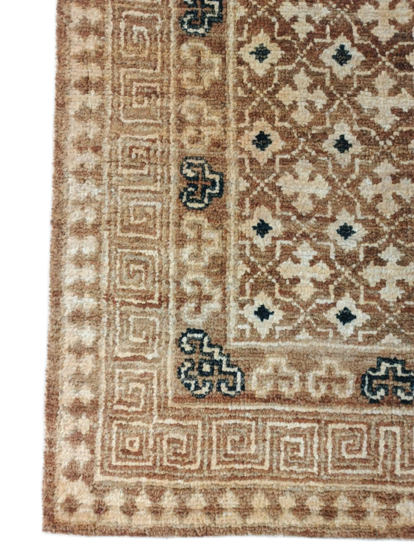 RVC-174_ (3) Vasudev Bhakti Hand-Knotted Jute Rug