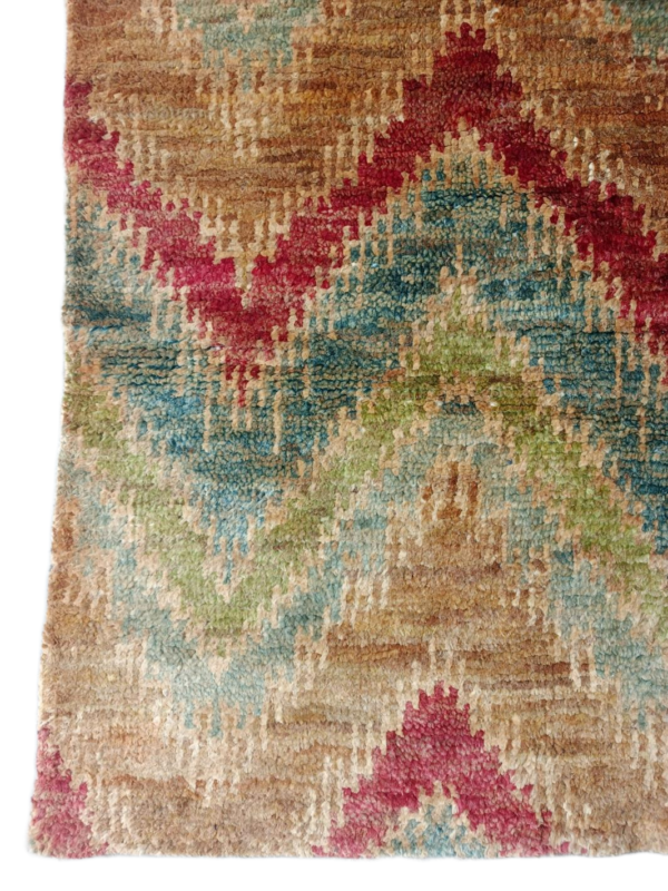 RVC-177_ (3) Vanyarekha Hand-Knotted Jute Chevron Rug