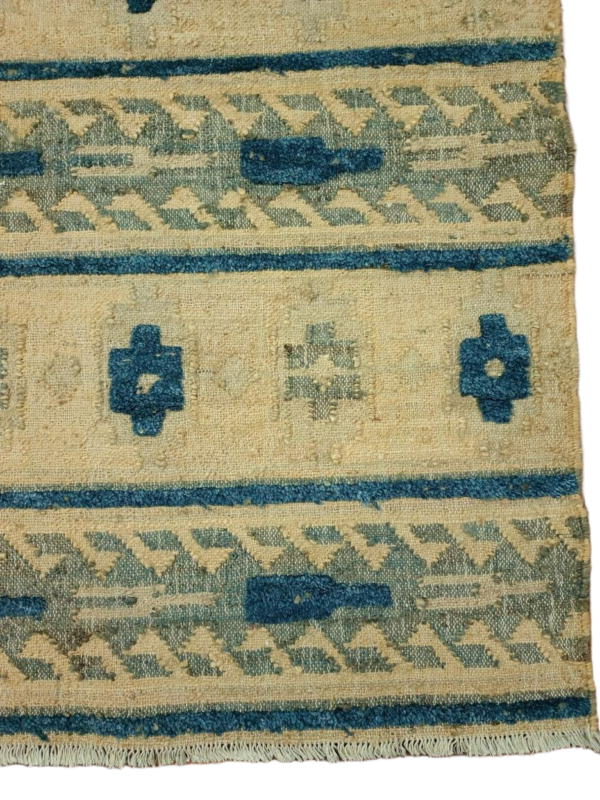 Neelvrtta Baandh Jute Dhurrie