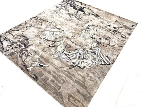 IMG-20250206-WA0058 HAND TUFTED