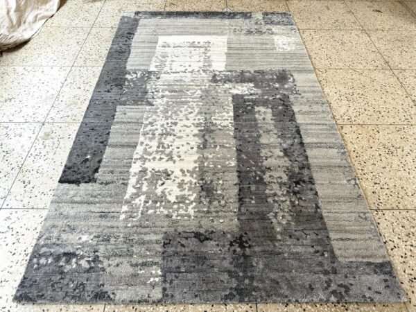 Hand Knotted Carpet