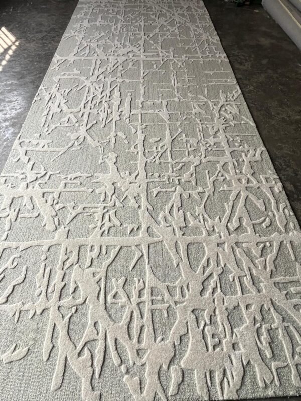 Ivory Trace Hand-Tufted Rug