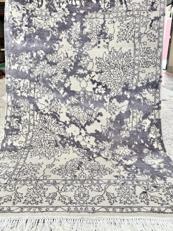 Ashloom Fade Hand-Knotted Rug