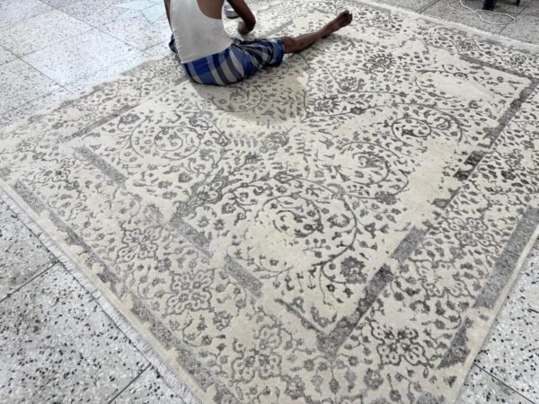 IvoryKashi Heritage Hand-Knotted Rug