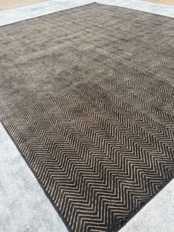 48 (5) Chevron Field Hand-Tufted Rugs