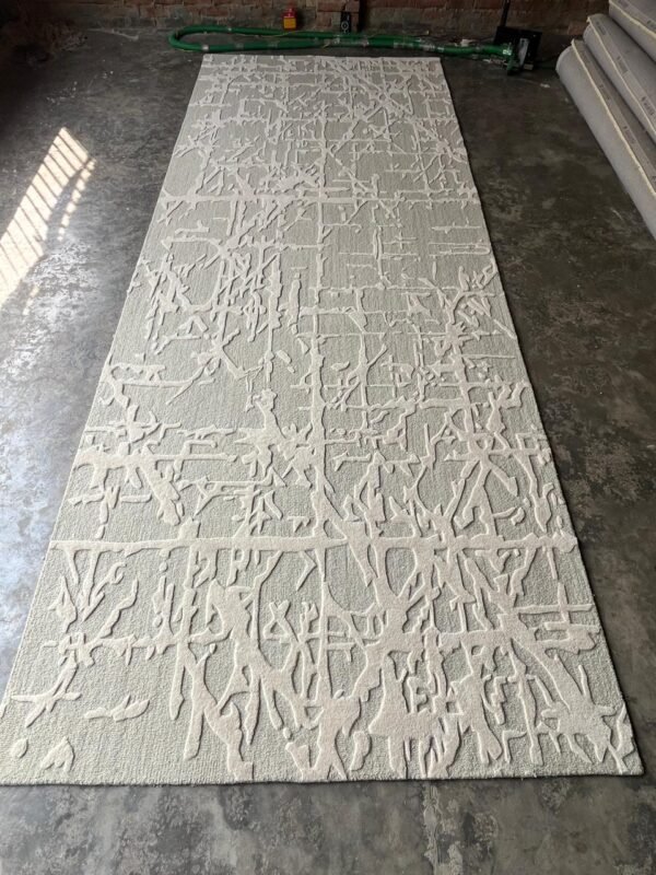 Ivory Trace Hand-Tufted Rug