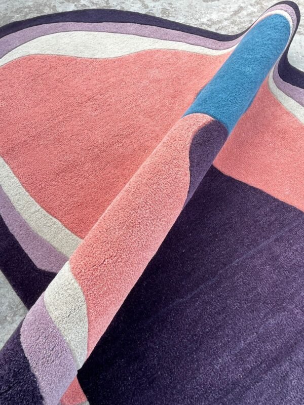 CoralVeda Flow Hand-Tufted Rug