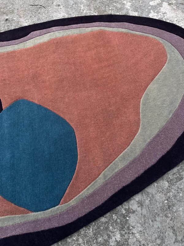 CoralVeda Flow Hand-Tufted Rug