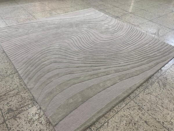 IMG-20221111-WA0111 HAND TUFTED