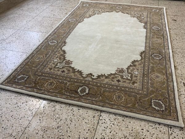 IMG-20240301-WA0011 HAND TUFTED