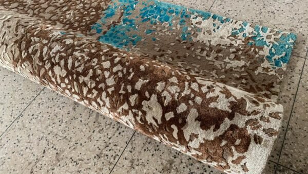 WhatsApp Image 2026-02-04 at 11.29.50 (1) HAND TUFTED