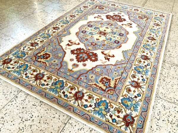 WhatsApp Image 2026-02-04 at 11.29.57 (2) HAND TUFTED